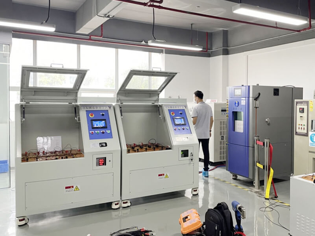 電気部品のテスト